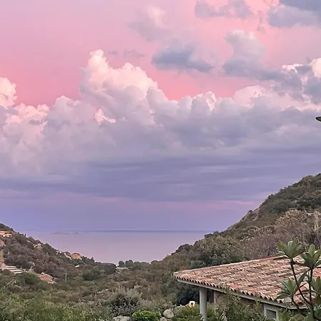 Hébergement de vacances Corsacasa In Palombaggia Sea View *